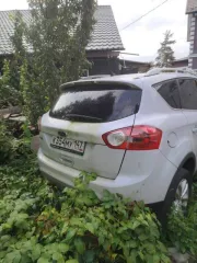 Ford Kuga, VIN WF0RXXGCDRBD27572.