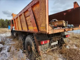 Движимое имущество (автомобили, специализированная техника), расположенное по адресу: г. Самара п. Козелки автобаза №2. Полуприцеп автомобильный НЕФАЗ 9334-10, VIN X1F9334P0A0013171, г.в 2010, гос.рег.знак АУ 0869 63. Автомобиль КАМАЗ 44108-10, VIN XTC44108KA2373168, г.в 2010 гос.рег.знак Н 001 УМ…