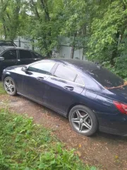 Mercedes-Benz CLA200 2017 года выпуска. VIN: WDD1173431N541949. Цвет кузова синий. Объем двигателя 1595 см³, мощность 150 л.с. Экологический класс 5. Тип транспортного средства: легковой седан. Оценить техническое состояние и комплектность можно при самостоятельном осмотре.
