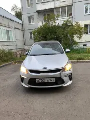 Kia Rio 2019 года, 123 л.с., пробег 215069 км, автоматическая коробка передач. VIN: Z94C241BBKR130835.