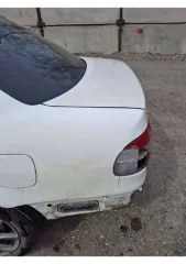 Toyota Corolla 2000 года, 100 л.с., пробег 370000 км, АКПП. Регистрационный номер А023УВ42, номер двигателя AE1105366976. Автомобиль на ходу. Техническое состояние: ходовая гремит, задние стойки полностью не работают, не работает АБС. Внешне автомобиль находится в плохом техническом состоянии…