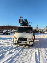 А/м спецназначения автовышка Hyundai E-Mighty VIN KMFGA17PPCC196492, год выпуска 2012, цвет: белый, гос. номер М 516 ХУ 38. Требуется ремонт ходовой части