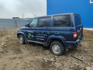 Uaz Patriot, 2013 легковой автомобиль универсал, г/н B558KT124, VIN ХТТ316300D0002548, номер кузова ХТТ316300D0002548, номер шасси 316300 D 0546972, номер двигателя С3072309, цвет океан металлик. Рабочее состояние не проверялось, по кузову имеет незначительные царапины, переднее правое колесо…