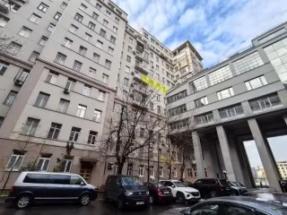 Нежилое помещение 385,2 кв. м, Москва, нежилое помещение по адресу: г. Москва, ул. Серафимовича, д. 2, площадью 385,2 кв. м, кадастровый номер: 77:01:0002020:1971 Назначение нежилого помещения: Свободное Общая площадь: 385.2 Кадастровый номер: 77:01:0002020:1971