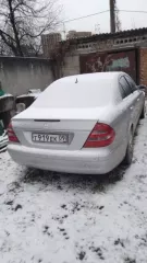 Mercedes-Benz E-200 Kompressor, 2003 года выпуска, VIN WDB2110421A238489, белый, бензиновый двигатель 1.8 л (163 л.с.), госномер T9I9EK09 (не на ходу).