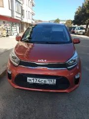 Kia Picanto 2022 года, 67 лс, 38399 км, VIN: XWEB3511BN0000706. Обращаю внимание, что у автомобиля поцарапана правая часть переднего и заднего бампера. Обращаю внимание, что автомобиль находился в эксплуатации и является бывшим в употреблении; может иметь скрытые недостатки (неисправности), которые…