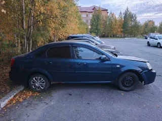 Chevrolet Lacetti, 2008, 94 лс, 240 000 км. Обременения и судебные споры отсутствуют.
