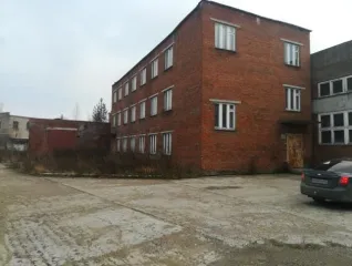 Нежилое помещение площадью 124,1 кв.м, кадастровый номер 43:40:000459:3739, адрес: Кировская область, город Киров, улица Ленина, дом 191.