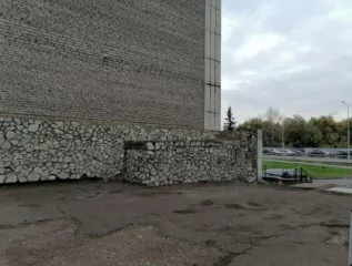 Нежилые помещения подвала девятиэтажного жилого здания (кадастровый номер 02:55:030121:665),  расположенного по адресу: Республика Башкортостан, г. Уфа, Калининский район, ул. Интернациональная, д. 191 Объект муниципального нежилого фонда - Нежилые помещения подвала девятиэтажного жилого здания…