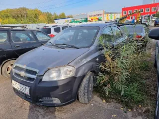 Chevrolet Aveo, 2008. Автомобиль "Chevrolet Aveo", 2008 г.в., г.р.з. Н732ОО11, VIN: KL1SF69DJ8B285115, в корпусе серо черного цвета, по всему корпусу имеются сколы, пятна ржавчины, вмятины, передний бампер имеет сколы, имеются ключи (11-007876-1). Детальная информация об имуществе представлена в…
