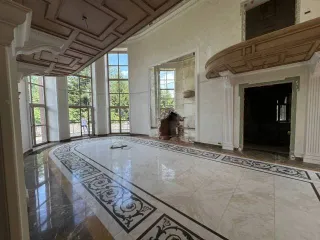 Жилые здания 836,7 и 18,6 кв.м, земельный участок 1500 кв.м, Московская область. Здание, жилое, кадастровый номер 50:20:0000000:286124, местоположение Московская область, Одинцовский район, дер. Мякинино, ЗАО «Береста», уч. 73, площадь 836,7 кв.м. Здание, жилое, кадастровый номер 50:20:0010111:293…