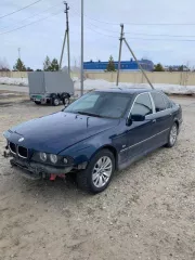 Транспортное средство марки БМВ 523I, г.р.з. А647НТ89, г.в. 1999   VIN WBADM41080GM12103  цвет: синий