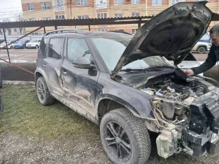 Skoda Yeti, 2014 года, 105 лс, 147426 км, АКПП, Автомобиль SKODA YETI, 2014 г.в., VIN XW8JF45LXEH700649, цвет черный, ГРЗ Н689АХ126RUS, в неудовлетворительном состоянии, имущество обременено залогом АО «ТБанк».
