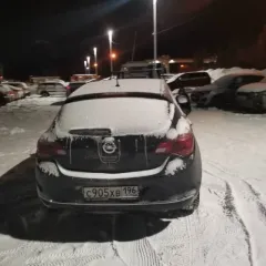 Opel Astra 2013 года, 115 л.с., 200000 км, АКПП, Легковой автомобиль: Opel Asrta, 2013 г.в., цвет Черный