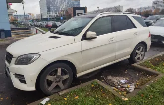Mercedes ML 350 CDI 4MATIC 2012 года выпуска. VIN-номер WDC1660231A144635. Находится в залоге у ПАО "Совкомбанк". Ознакомиться с имуществом и документами можно по согласованию с организатором торгов, тел.: +7 (923) 730-80-47, e-mail: arbitr1402@yandex.ru, почтовый адрес: 630087, г. Новосибирск, а/я…