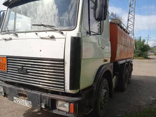 МАЗ 64229032, 1996 года еще автомобиль марки МАЗ 64229032, 1996 г.в., гос.номер М223ВВ138, идентификационный номер ХТМ642290Т0011304, цвет кузова белый, шасси №0011304