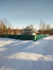 Земельный участок 1900 кв.м с домом 117.2 кв.м, Московская область, общая площадь 1900 кв.м, категория земель: земли населенных пунктов, вид разрешенного использования: для ведения личного подсобного хозяйства, кадастровый номер: 50:18:0050305:93. На участке расположен жилой дом общей площадью…