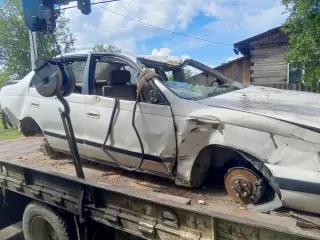 Toyota Crown, Nissan Elgrand, Toyota Corolla, GAZ 31105 1990, 1992 года выпуска. Проверка исправности имущества не проводилась. Товаросопроводительные документы не передавались. Погрузка и транспортировка имущества с места хранения осуществляется Покупателем силами Покупателя и за счет Покупателя…