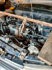 Mitsubishi Carisma, 2000 года, 99 лс. Легковой автомобиль: MITSUBISHI CARISMA 2000 года выпуска, регистрационный номер: М249ВА46, VIN: XMCSNDA1AYF013129. Сломана коробка передач.