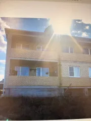 Квартира 32.5 кв.м, Республика Калмыкия, Целинный район, с. Троицкое, ул. Номто Очирова, д. 1А, кв. 23. Кадастровый номер 08:09:310130:375. Состоит из одной жилой комнаты.