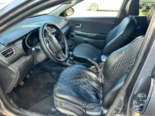 Kia Rio 2014, VIN: Z94CC41BAER219501, цвет: темно-серый.