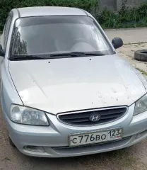Автомобиль Hyundai Accent 2011 года выпуска, государственный номер С776ВО123, VIN X7MCF41GPBM243394. Обременение: арест.