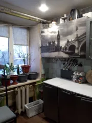 Помещение 27.6 кв.м., Удмуртская Республика, г. Сарапул, ул. Карла Маркса, д.92б. Помещение, общая площадь 27.6 кв.м., расположенное по адресу: 427964, Удмуртская Республика, г. Сарапул, ул. Карла Маркса, д.92б, кв. 8, кадастровый номер 18:30:000132:174. С имуществом можно ознакомиться в будние дни…