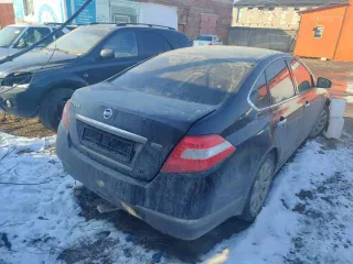Nissan Teana, VIN: Z8NBCWJ32BS014023, 2011 г., черный. Мощность 123 кВт/167 л.с., объем двигателя 2488 см³. Авто не на ходу, ремонтировали двигатель, так и не сделали.