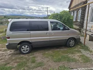 Hyundai Starex 2004. Автомобиль марки Hyundai модель Starex 2004 г.в. VIN-номер KMHWP81HP4U610692. С имуществом можно познакомиться по месту его нахождения по предварительной записи у организатора торгов по адресу: ул. Солнечная, д. 3, р. п. Николаевка Николаевский р-н, Ульяновская область.