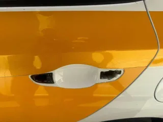 Hyundai Solaris 2021, 123 лс, 300000 км, АКПП, автомобиль Hyundai Solaris (VIN: Z94K241CBNR328991).