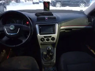 Skoda Octavia 2010 года выпуска, VIN XW8DX11Z0AK258187.
