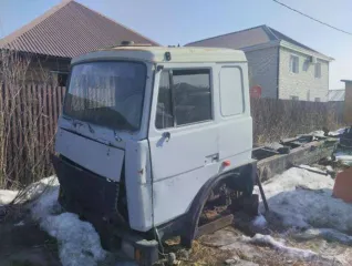 Рама грузового седельного тягача МАЗ 642208-026 2005 года. Идентификационный номер Y3M642208S0003936. С документами.