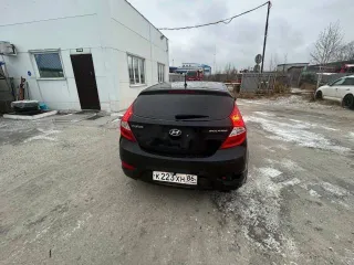 Hyundai Solaris, 2011, 107 лс, 127667 км, АКПП, легковой автомобиль, год изготовления: 2011, легковой комби (хэтчбек), г/н: K223XH86, цвет: черный, VIN: Z94CT51CBBR015194, ПТС 78 НК 635002, СТС 99 44 705582. (Ржавчина по кузову, летняя резина)