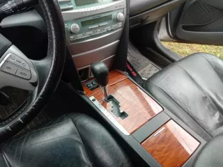 Автомашина TOYOTA CAMRY комплектен, в нерабочем состоянии 
Государственный регистрационный знак: М 661 НТ 67 
Год выпуска: 2007 
VIN номер: JTNBE40KXO3133586 
Вид транспорта: автомобиль 
Марка: TOYOTA  
Модель: CAMRY 
Пробег: 702017 
