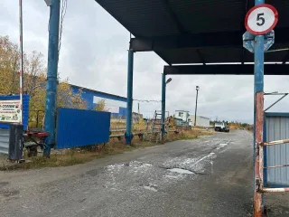 Имущественный комплекс в Новом Уренгое, включая ТМЦ, расположенный по адресу: Ямало-Ненецкий автономный округ, г. Новый Уренгой, восточная промзона (база), в том числе: право аренды земельного участка (на неопределённый срок) площадью 8317 кв. м, кадастровый номер 89:11:030302:120, расположенный в…