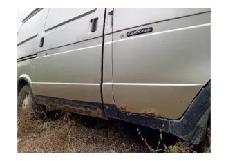 ГАЗ 2752 Соболь 2005 года, цвет антика. VIN X9627520050414197, ПТС 64 РВ 039146, госномер М127СН58. Двигатель бензиновый, модель 40522А, номер 53055776, мощность 140 л.с. (103 кВт). Разрешенная максимальная масса 2800 кг, масса без нагрузки 1970 кг.