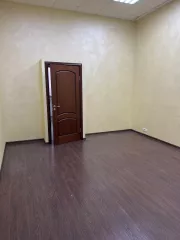 Нежилое помещение, общая площадь 127,8 кв.м., этаж № 3, кадастровый номер: 77:03:0004010:1915, расположенное по адресу: г. Москва, ул. 2-я Энтузиастов, д. 5, помещение 11Н/3. Цена 13018184 руб. (НДС не облагается). 1299/4152 доля в праве общей долевой собственности на нежилое помещение общей…