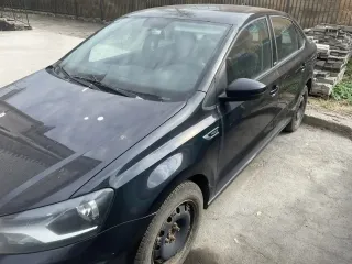Volkswagen Polo 2017, модель: VOLKSWAGEN, Polo, год выпуска: 2017, № шасси (рамы): отсутствует, кузов №: XW8ZZZ61ZHG046377, VIN: XW8ZZZ61ZHG046377. Ознакомление по адресу: Ленинградская область, город Гатчина, улица Урицкого, дом 9Б (запись по телефону 8 921 954 48 12).