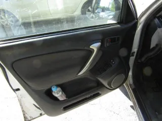 Toyota RAV4, 2004 года, 150 л.с., 280000 км, полный привод. Автомобиль легковой, марка: Toyota, модель: RAV4, VIN: JTEHH20V006127441, гос. рег. номер: А199ЕО774, год изготовления: 2004.