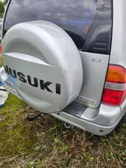 Suzuki XL-7, г/н О728ВА181, серебристого цвета, VIN JS3TX92V324114898, документы отсутствуют. Вид транспорта: Легковой автомобиль. Государственный регистрационный знак: О728ВА181. Марка: Сузуки. Модель: XL-7.