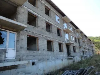 Многоквартирный жилой дом площадью 1493,3 кв.м, кадастровый №25:31:010204:2141, адрес: 692920 Приморский край, г. Находка, ул. Астафьева, д.129. Многоквартирный жилой дом площадью 3552,0 кв.м, кадастровый №25:31:010204:2142, адрес: 692920 Приморский край, г. Находка, ул. Астафьева, д.139…