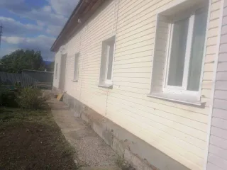 Доля в праве общей долевой собственности на жилое помещение. Кадастровый номер: 22:49:020105:3808. Адрес: Российская Федерация, Алтайский край, Топчихинский район, село Топчиха, переулок Лесной, дом 2а, квартира 6. Площадь: 42.2 м².