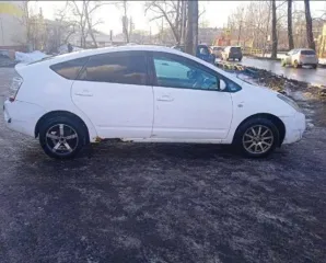 Toyota Prius, 2006 года, 77 лс, 357869 км, АКПП, легковой автомобиль, марка: Toyota, модель: Prius, год изготовления: 2006, цвет: белый, VIN: отсутствует, ПТС: 27РН923099, г/н: У976ХО27, изготовитель (страна): Toyota, мощность двигателя, л. с. (кВт): 77 (57), организация-изготовитель ТС: Япония
