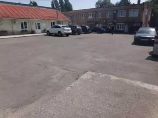 Нежилое помещение площадью 353,9 кв.м, кад. № 36:34:0307023:1471, расположенное по адресу: Воронежская обл., г. Воронеж, ул. Ростовская, д.26, пом.1, находящееся в залоге ПАО Сбербанк.