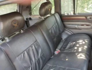 Ssang Yong Musso, 2000 г.в., VIN: KPDHADBC1YP189854, категория В, модель двигателя 661 92010018586, кузов: KPDHADBC1YP189854, цвет бело-серый, мощность 103.06 л.с. (75.75 кВт), объем двигателя 2299 см³, максимальная масса 2470 кг, масса без нагрузки 1990 кг
