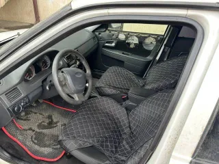 Lada Priora 2012 Lada Priora, 2012 года, 98 лс, 267105 км Lada Priora, 2012 года, 98 лс, 267105 км автомобиль LADA 217030 LADA PRIORA, 2012 года выпуска, VIN: XTA217030D0408915.