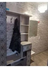 Квартира 47.7 кв.м, 3 комн., Оренбургская область, г. Новотроицк, ул. Уральская, д 7, кв. 13. Кадастровый номер: 56:42:0404001:1199. Здание: панель. 1980 года постройки. Этаж, этажность: 5, макс. этажность: 5. Площадь общая 47,7 кв. м. В залоге у ПАО "Sberbank".