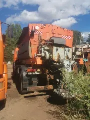 Машина дорожная комбинированная ЭД405 КАМАЗ 65115-D3 Машина дорожная комбинированная ЭД405 КАМАЗ 65115-D3, год выпуска: 2012, идентификационный номер: X5V580412C0003735, категория ТС: C, цвет кузова: оранжевый 
Назначение: Машина дорожная комбинированная ЭД405 КАМАЗ 65115-D3 
Марка: ЭД405 КАМАЗ…