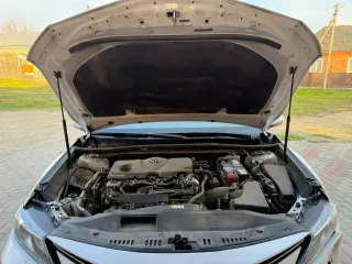 Toyota Camry 2022 года выпуска, VIN: LVGBC74K1NG615995