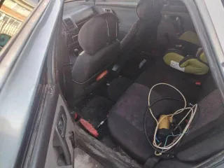 Vaz 2112, 2003 года, 92 лс, 291150 км. Автомобиль ВАЗ 21120, VIN: XTA21120040181891, 2003 г.в., 92 л.с. На ходу, требуется ремонт. Местами есть дыры, частично переваривалась. Двигатель стоит не родной, переоформить не получалось машину, из родного - есть только голый блок, блок израсходовал ресурс…